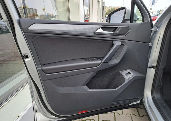 Volkswagen Tiguan cena 175000 przebieg: 10, rok produkcji 2023 z Oborniki Śląskie małe 781